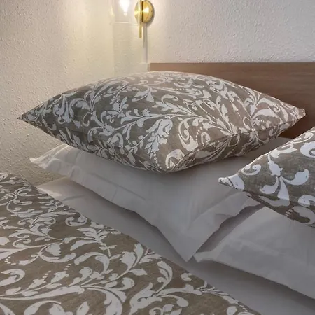 아파트 Vue Sur L'eau 아그