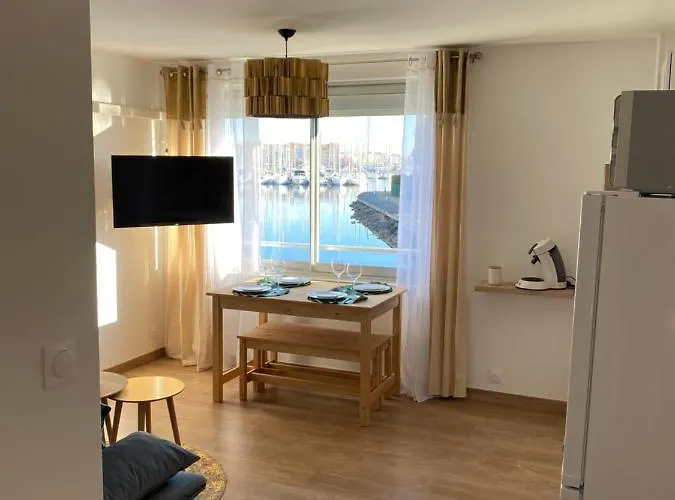 Vue Sur L'eau * 아그