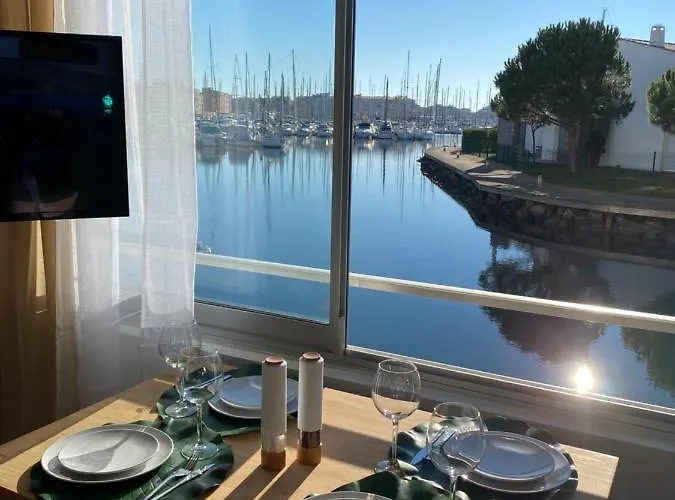 Vue Sur L'eau 아파트 *